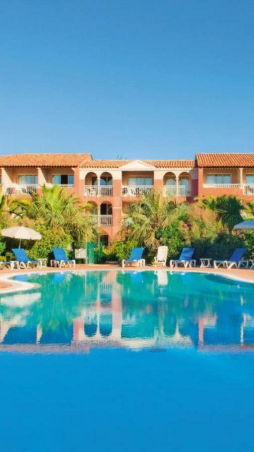 Entre Mer Et Piscine Hyères Zewnętrze zdjęcie